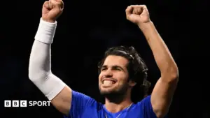 Alcaraz Prevents Slide as Team Europe Gains Upper Hand in Laver Cup Drama