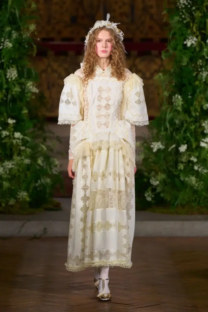 Bora Aksu Brings Pastoral Fantasy and 17th-Century Feminist History to London Fashion Week