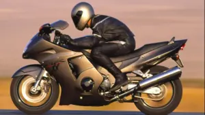 How Honda’s Super Blackbird Sparked a Decades-Long Top-Speed War—And the Bikes That Broke It