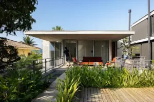 JQY House by André Becker: A Coastal Modern Masterpiece Framing the Atlantic Horizon