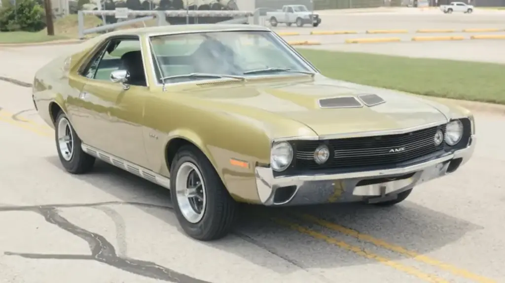 Rare 14,000-Mile 1970 AMC AMX with 360 V8 and 4-Speed Manual Hits the Market in Texas