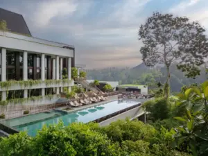 The Art of Affordable Luxury: How to Experience Bali’s Best Stays on a Budget