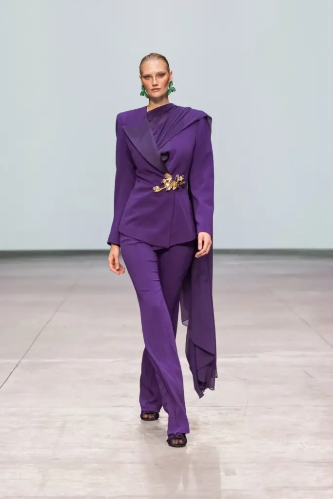 Alfredo Martínez Embraces 1980s Glamour, Telenovela Drama, and Power Dressing for Spring 2027