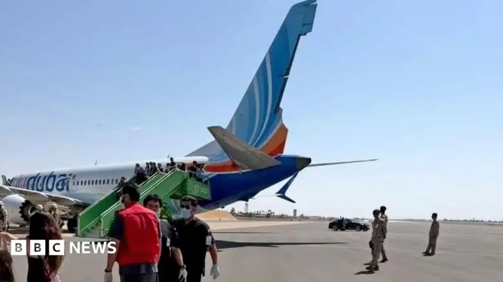 Australian Authorities Probe Links to Co-Pilot in Mid-Air Terror Attempt