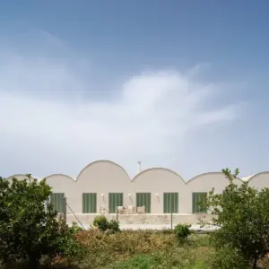 Casa Vereda: Harmonizing Modern Living with Natural Landscapes Through Thoughtful Architecture
