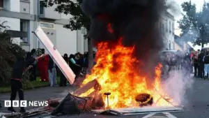 Escalating Unrest: French Schools Targeted as Violence Spreads Across the Nation