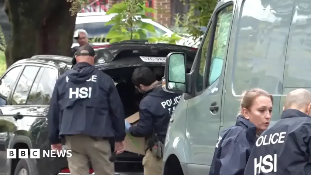 Federal Agents Search Home of Congresswoman Ilhan Omar Weeks Before Midterm Elections