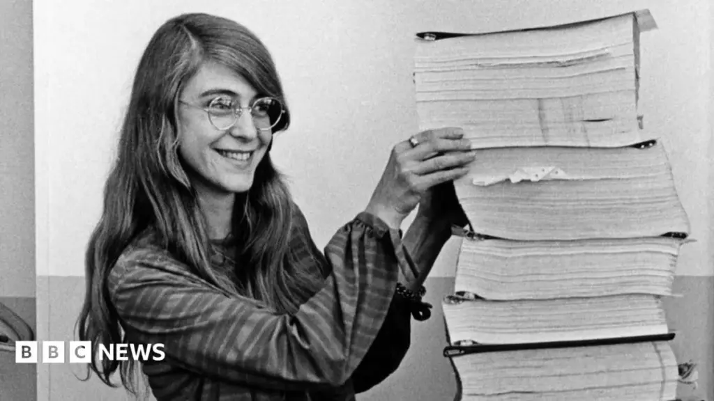 Margaret Hamilton, Pioneering Computer Scientist Behind Apollo Moon Landing, Dies at 90
