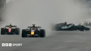 Max Verstappen Triumphs in Dramatic Singapore Sprint as George Russell Crashes Out