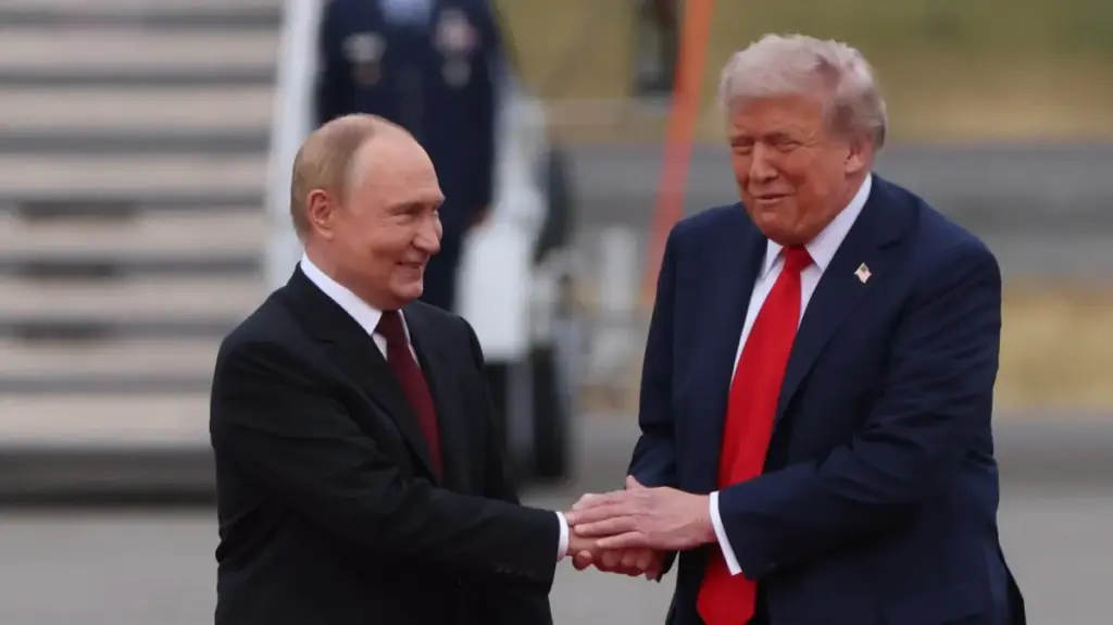Oil Remains Stubbornly High Despite Drastic Moves, Sparking Bipartisan Backlash Over Russia Sanctions Waiver