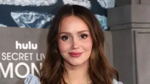 ‘Secret Lives of Mormon Wives’ Star Mikayla Matthews Breaks Down in Tears Leaving Utah Home That Left Her ‘Sick’