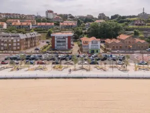 Transforming the Coastline: Hector Navarro and ARKHITEKTON Revitalize the Comillas Waterfront Promenade
